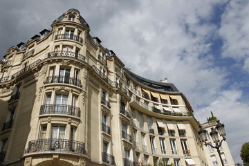 Canvas Print - Immeuble du quartier d'Auteuil à Paris