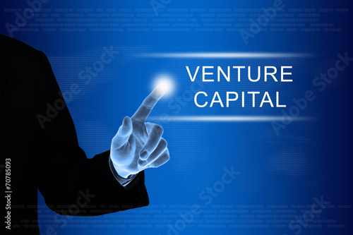 Foto Business Hand klicken Venture-Capital-Taste auf dem Touchscreen