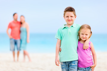 Sticker - Family at beach