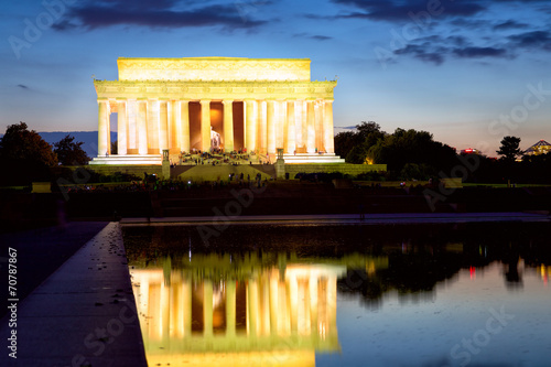 Fotografia The Lincoln Memorial at dusk, Washington DC, USA