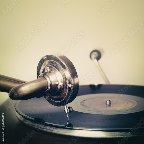 Plakaty gramofon  vintage-klasyczny-gramofonowy-rekord-igly