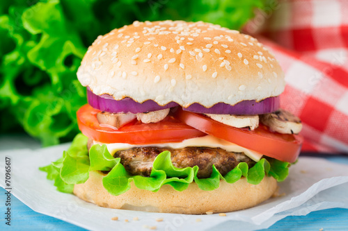Naklejka samoprzylepna Domowy burger