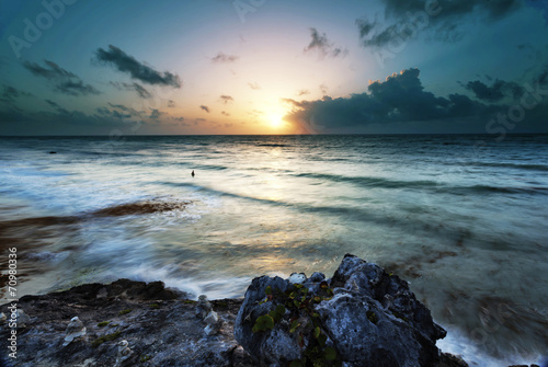 Obraz na płótnie canvas Zachód Tulum