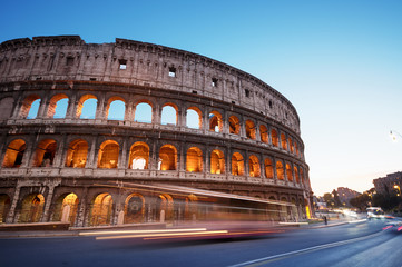 Fototapete - Colosseum at night,  Rome - Italy