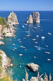 Fototapeta Fototapety z morzem do Twojej sypialni - wspaniały pejzaż klifów na wyspie capri, włochy