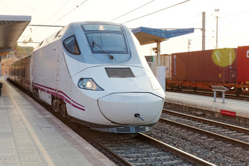 TARRAGONA, SPAIN - SEPT 10: Hi-Speed Train arriving  to Railways