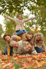 Canvas Print - Happy smiling family