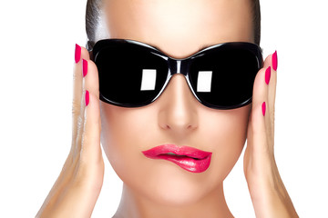 Wall Mural - Beautiful Model in Black Fashion Sunglasses. Bright Makeup and M