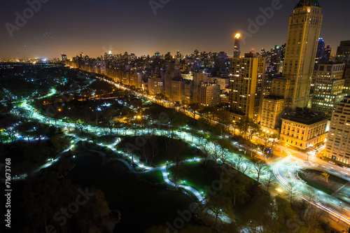 Naklejka samoprzylepna Nowy Jork Central Park panorama z lotu ptaka w ciemną noc