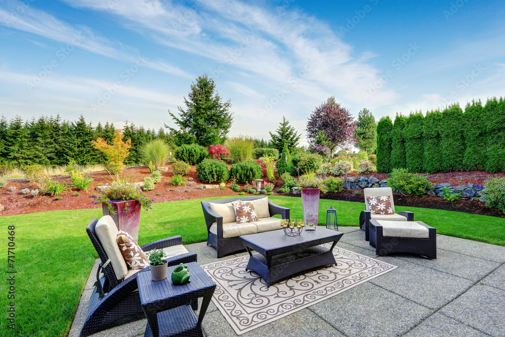 Impressive backyard landscape design with patio area - obrazy, fototapety, plakaty 