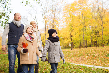 Canvas Print - happy family in autumn park