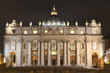 Bazylika św. Piotra w Rzymie nocą  