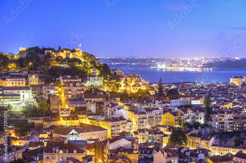 Naklejka samoprzylepna Lizbona, Portugalia skyline i zamek