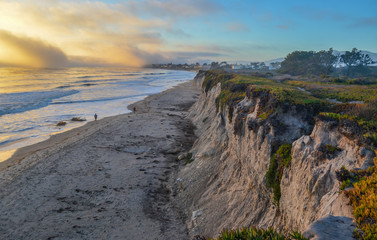 Wall Mural - Pacific coast near Santa Barbara, California