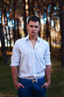 © littlemagic - Портрет парня в лесу