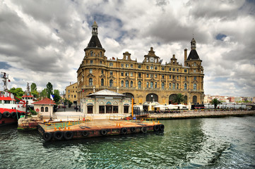 Wall Mural - Haydarpasha station building in cloudy day