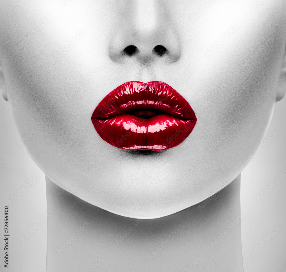 Sexy Red Lips. Beauty Model Woman's Face closeup - obrazy, fototapety, plakaty 