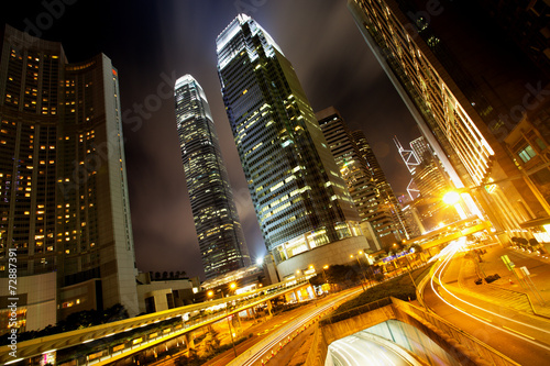Naklejka samoprzylepna Centrum biznesowe w Hongkongu w nocy