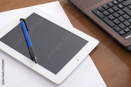 Fotografia, Obraz Laptop and Digital Tablet on the Worktable