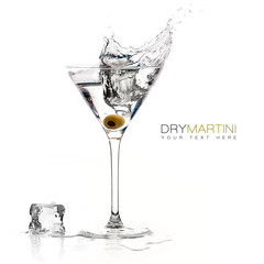 Wall Mural - Dry Martini Cocktail with Big Splash