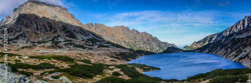 Plakat na papierze fotorealistycznym Dolina górska pięć jezior - widok na Tatry