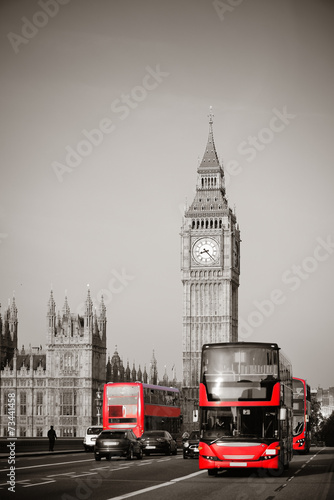 Fototapeta na wymiar Bus in London