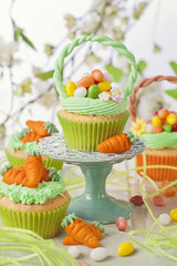 Wall Mural - Easter cupcake