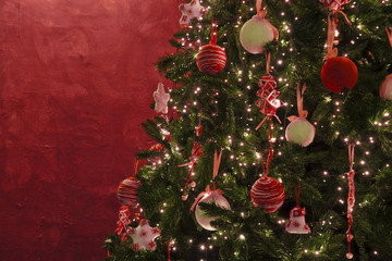 christmas tree red