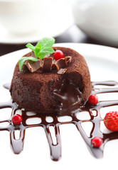 Poster - Hot chocolate pudding with fondant centre, close-up