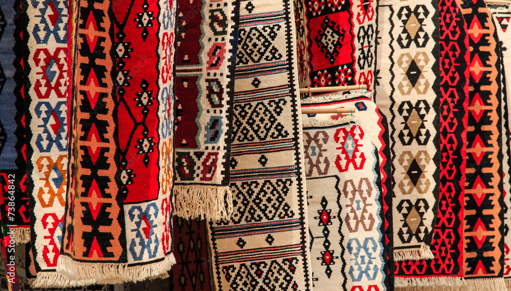 Obraz na płótnie Artigianal carpets for sale in Skopje w salonie