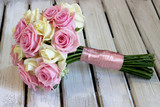 Fototapeta Krajobraz - Wedding bouquet of fresh bridal flowers on white