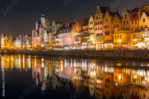 Naklejka na kafelki Architecture of old town in Gdansk at night, Poland