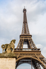 Canvas Print - Eiffel tower in Paris