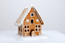 The Hand-made Eatable Gingerbread House And Snow Decoration