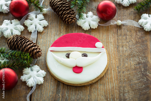 Pere Noel Au Chocolat Et Decoration De Noel Buy This Stock Photo And Explore Similar Images At Adobe Stock Adobe Stock