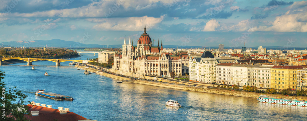 Obraz na płótnie Panoramic overview of Budapest w salonie