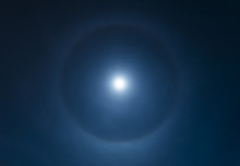 Moon Halo - Glowing Light Around The Moon