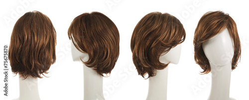 Fotomural Hair wig over the mannequin head