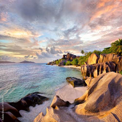 Fototapeta na wymiar Anse Source d'Argent beach at sunset, La Digue, Seyshelles