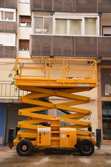 Canvas Print - elevador industrial en la fachada de un edificio