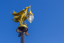 Swan Sculpture Lamp