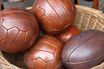 Sticker - Vintage balls