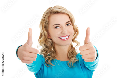 as1 ftcdn net jpg 00 76 23 08 500 f 76230844 d30zb