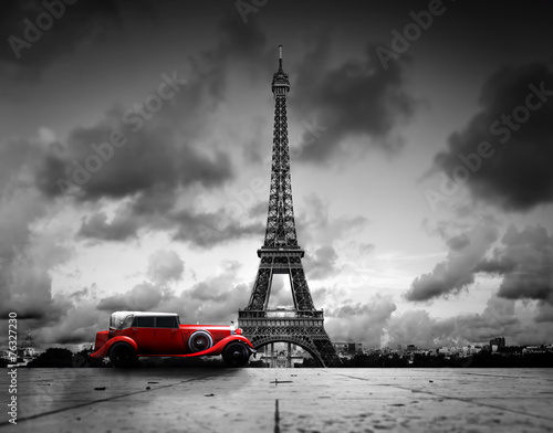 Fototapeta do kuchni Effel Tower, Paris, France and retro red car. Black and white