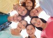 © Syda Productions - group of smiling teenagers