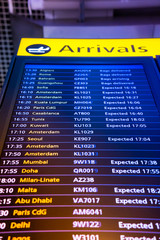 Fototapete - Flight arrival and departure sign board in airport