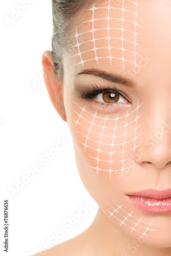 Fotografía Face lift anti-aging treatment - Asian woman