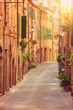 Fototapeta Na drzwi - Old beautiful Tuscan streets in the Italian town