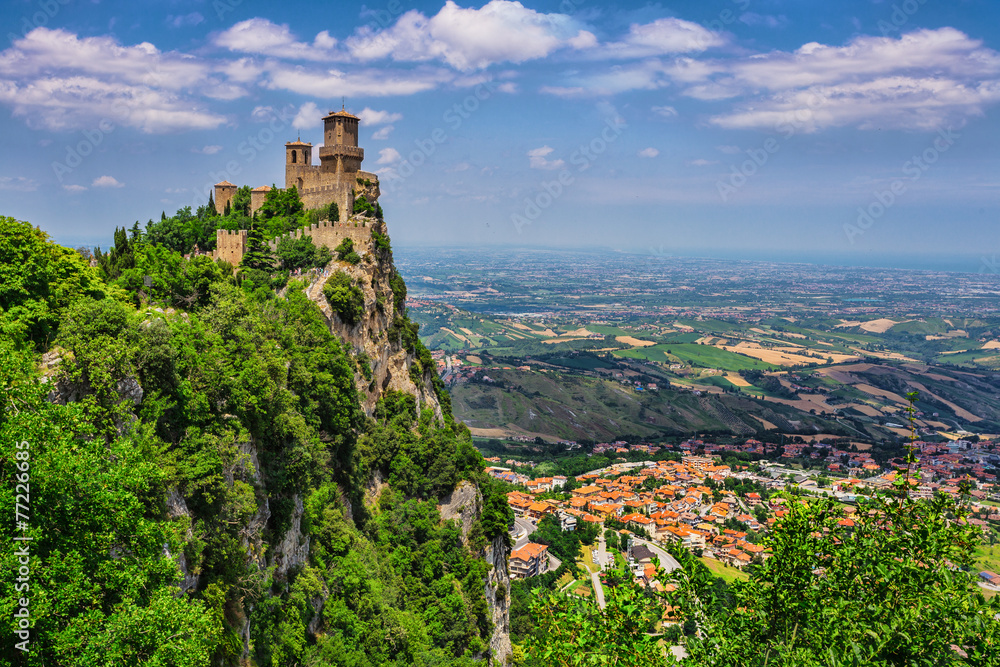 Obraz na płótnie Rocca della Guaita, the most ancient fortress of San Marino w salonie