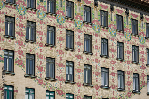 Obraz na plátne Art Nouveau building in Vienna, Austria